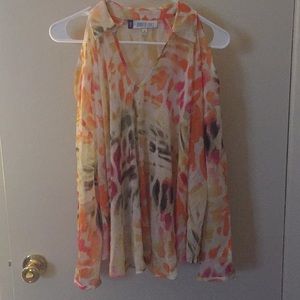 Jlo sheer pattern top cold shoulder